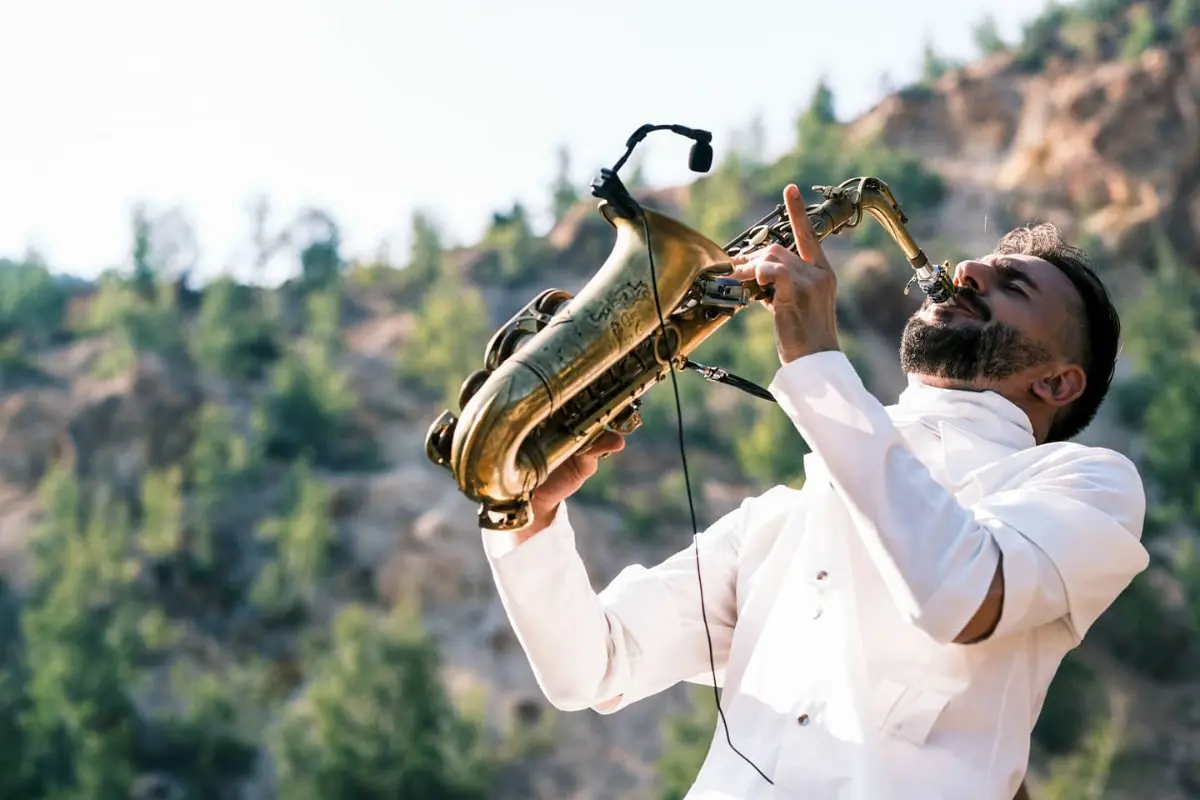 Saxtime Music - Devils Town Red Bull